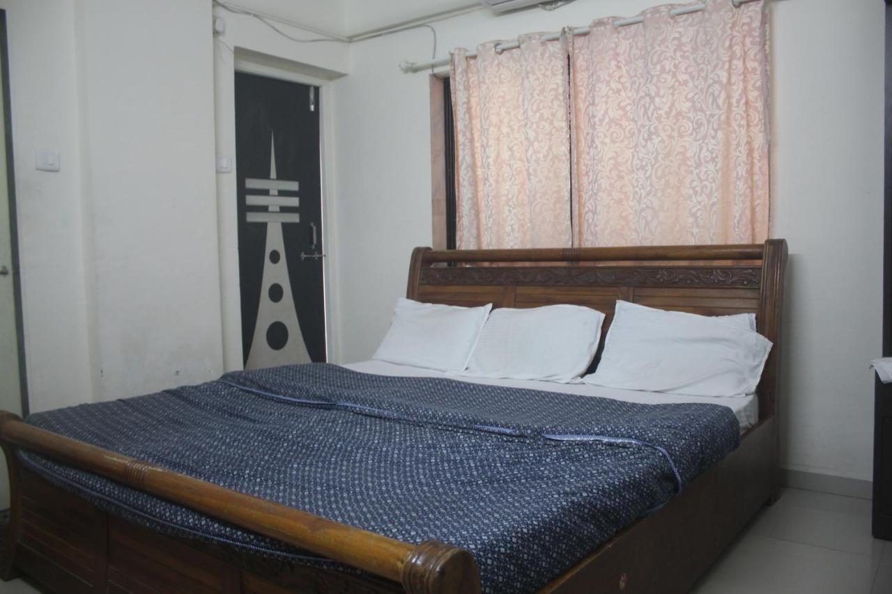 Le Pension Daman Esterno foto
