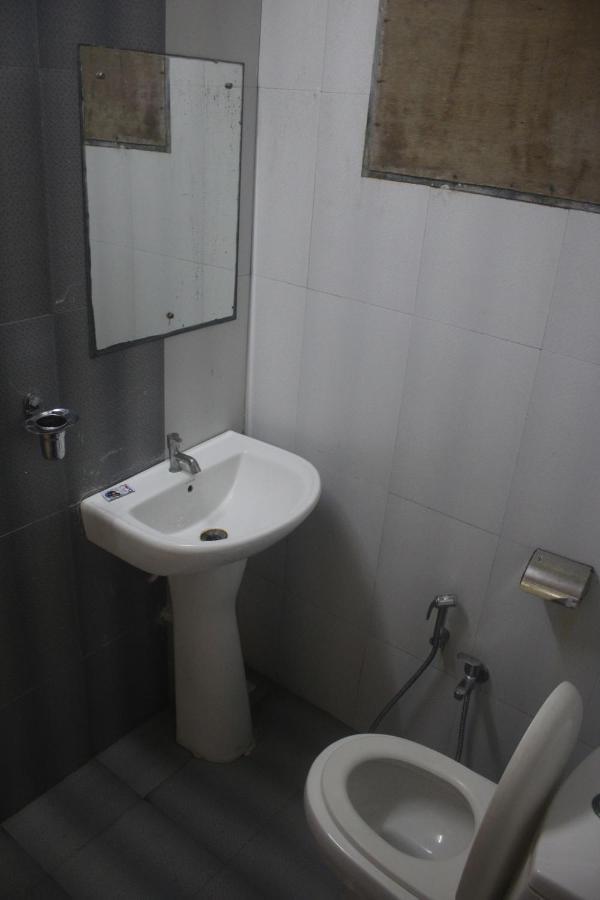 Le Pension Daman Esterno foto